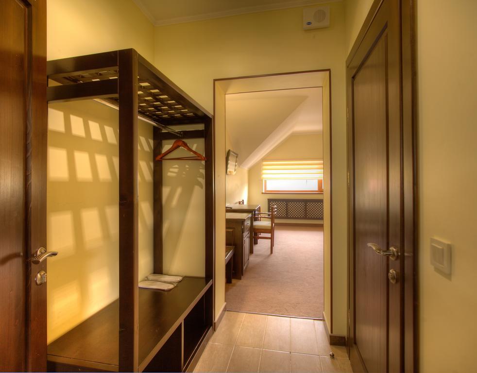Home Hotel