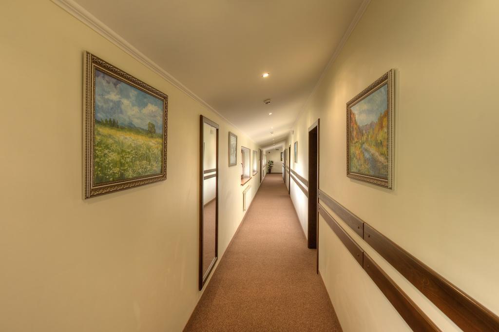 Home Hotel Hotel