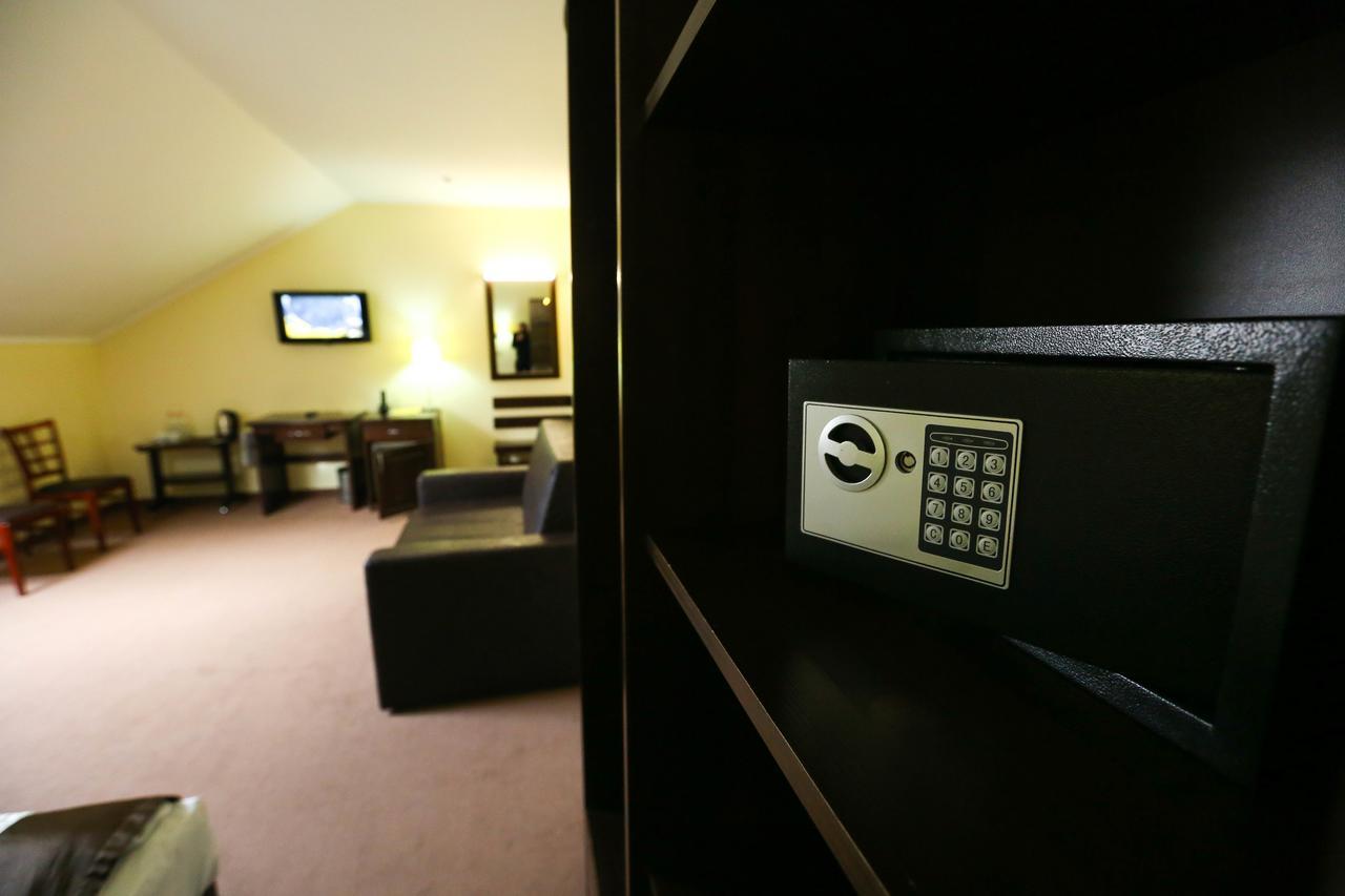 Hotel Home Hotel