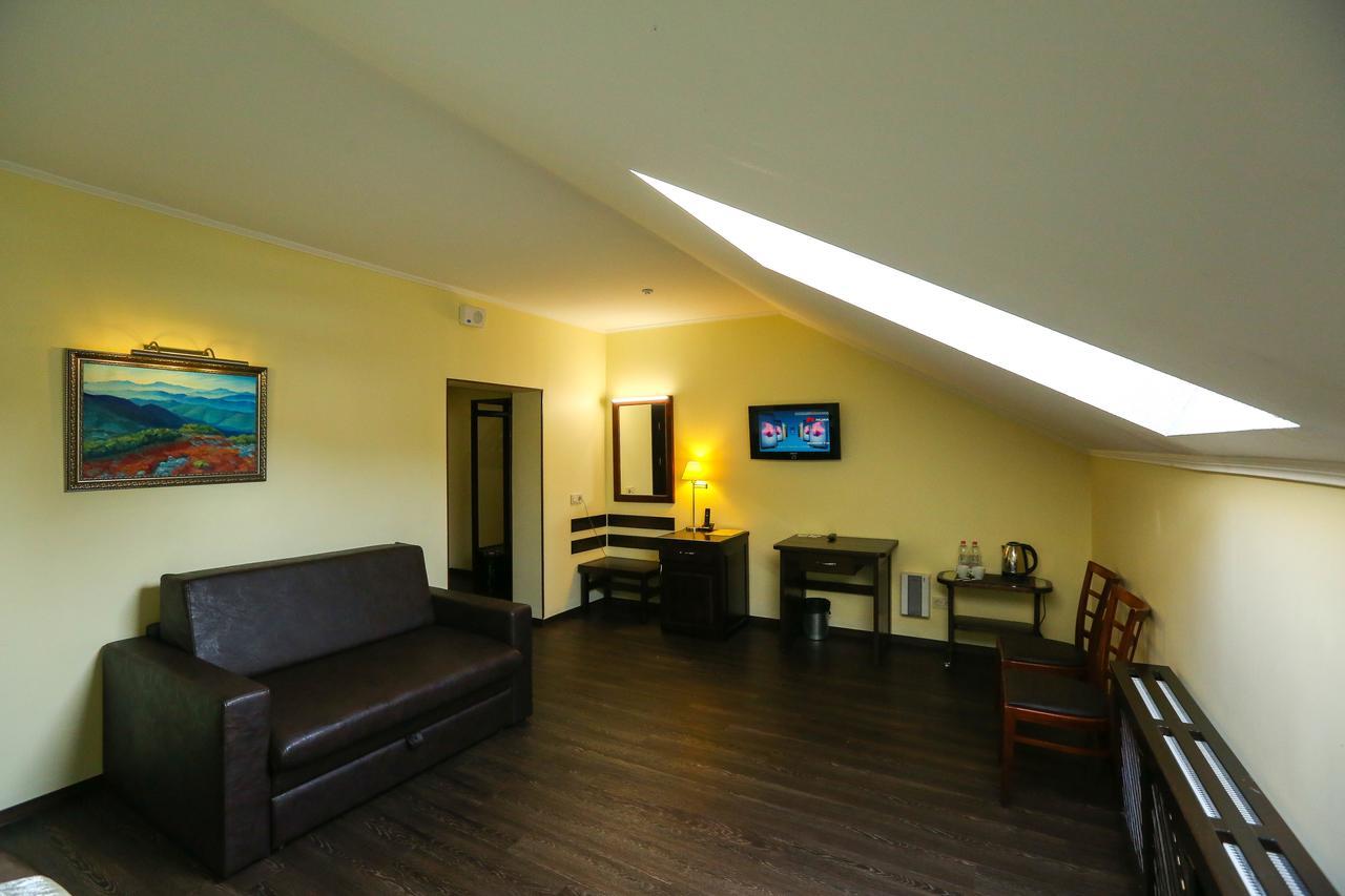 Hotel Home Hotel