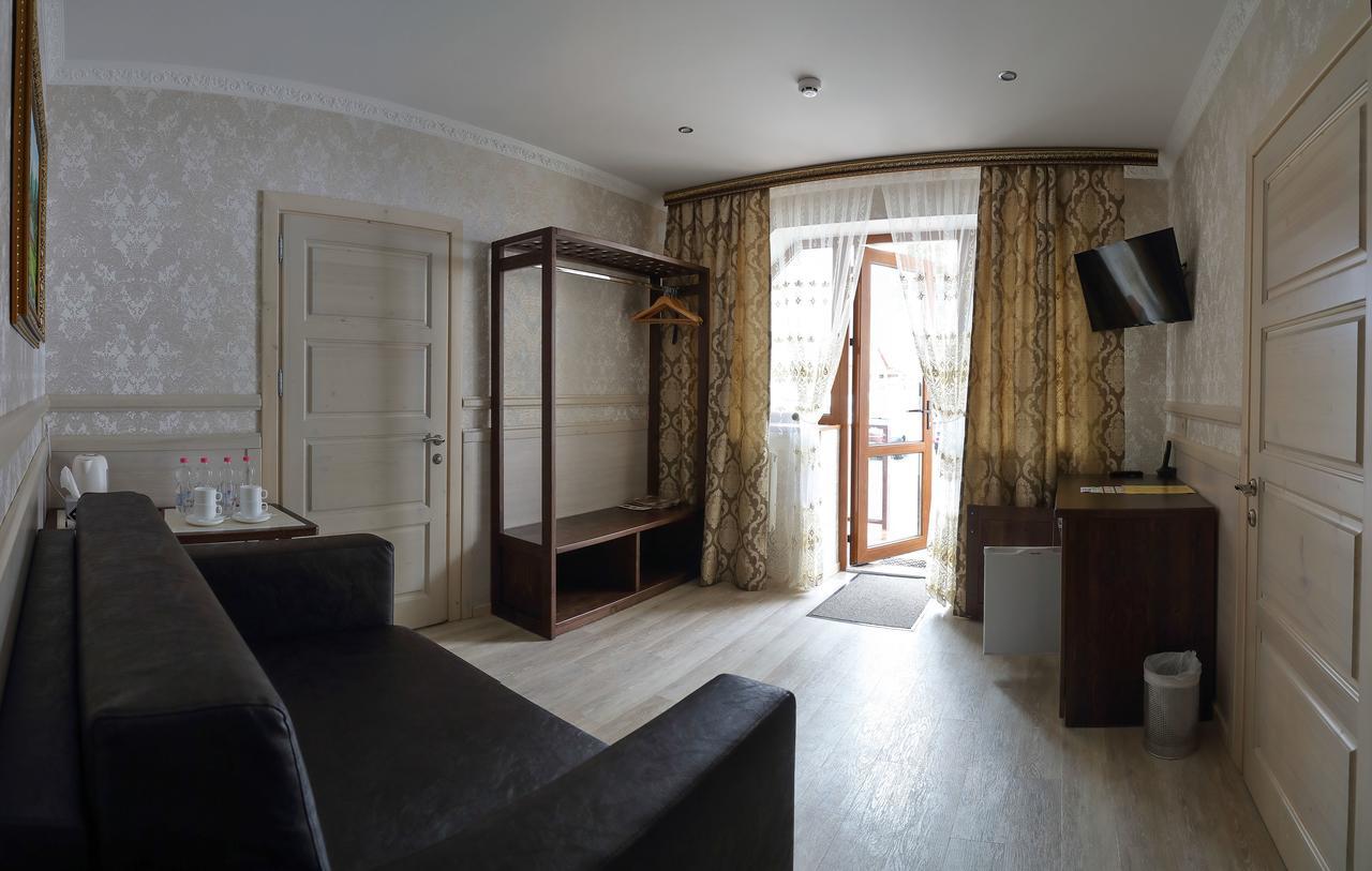 Home Hotel Hotel